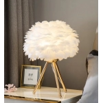 Feather Bedroom Table Lamp Modern Bedside Lamp Living Room Coffee Shop Wedding Christmas Decoration Romantic Goose Feather Lamp